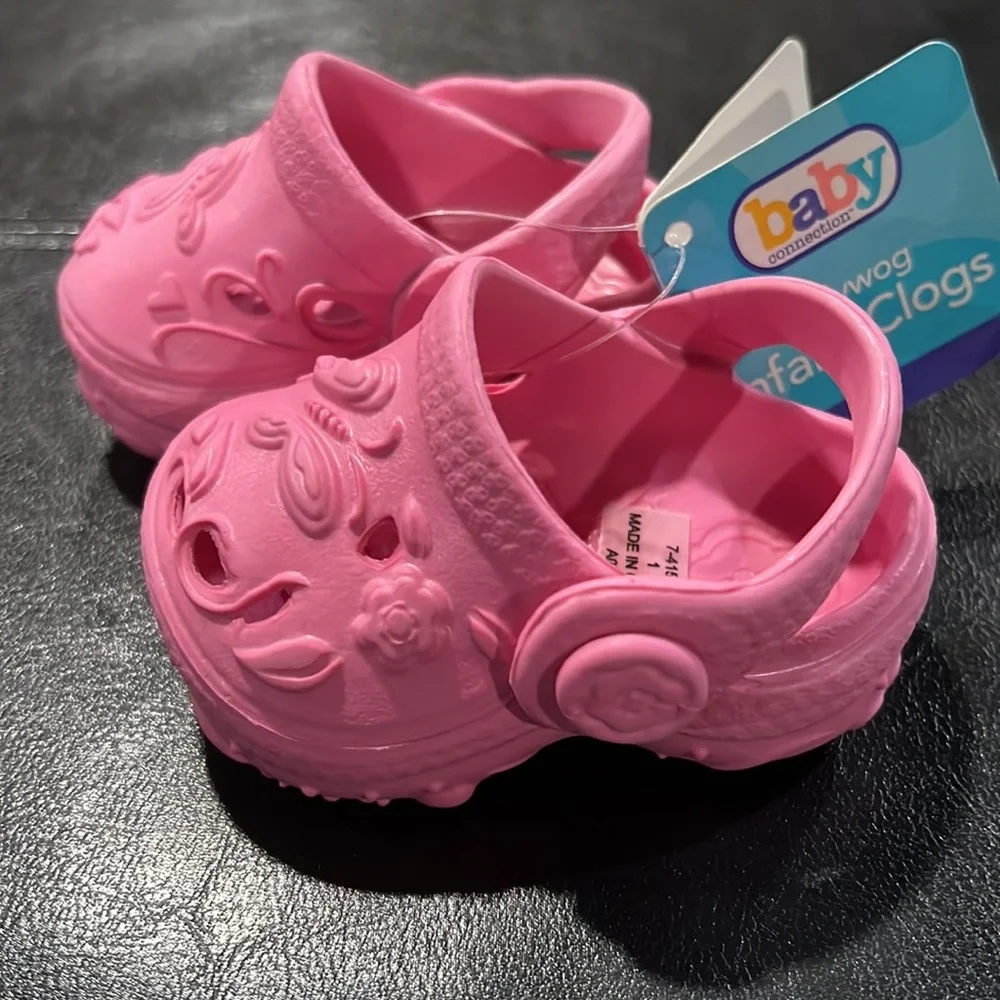 Lot of 3 size 1 shoes Children’s Place Fur Lined Snow Boots Strawberry Sandals